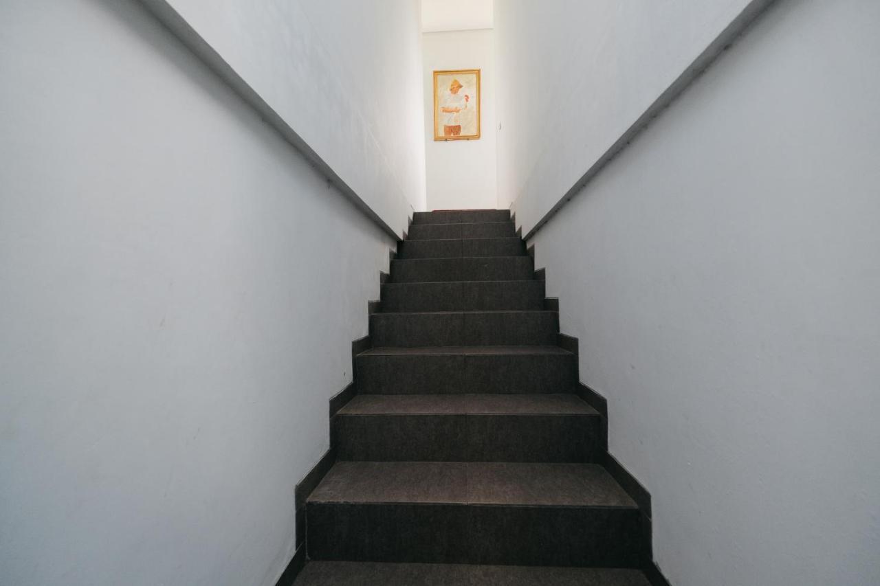 D'Tamblingan Guest House At Taman Griya Jimbaran Redpartner - Minimum Stay 30 Nights Eksteriør bilde