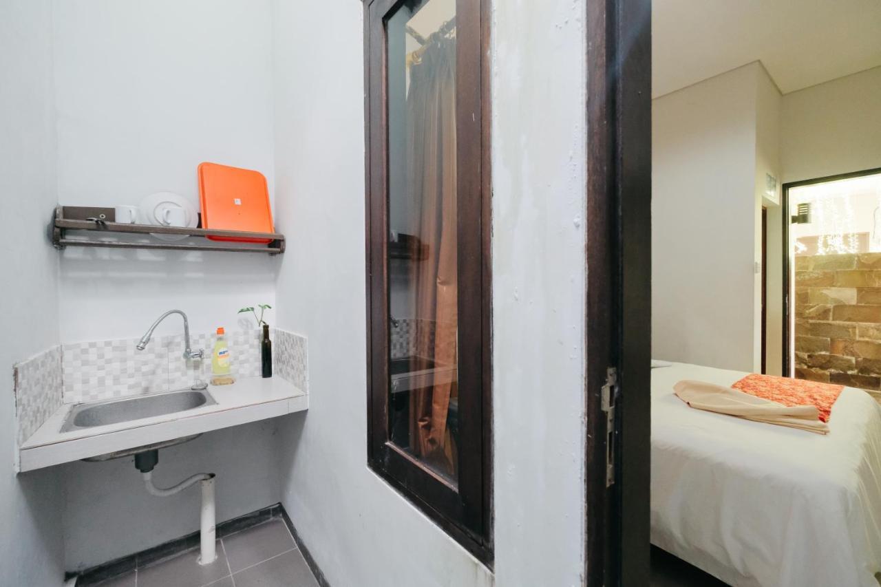 D'Tamblingan Guest House At Taman Griya Jimbaran Redpartner - Minimum Stay 30 Nights Eksteriør bilde